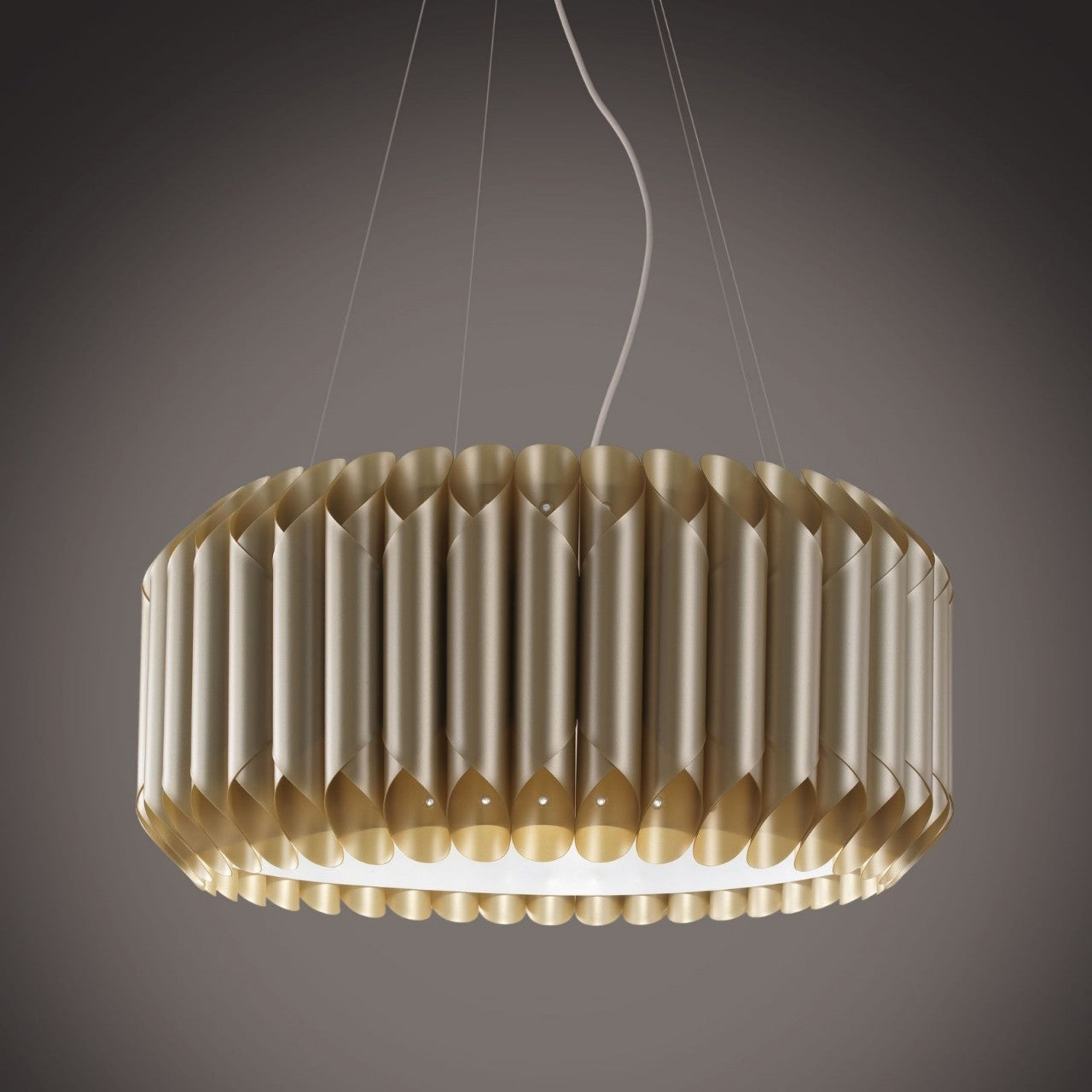Nouvelle Suspension Or en Métal Chromé Cm. 60 x 31h