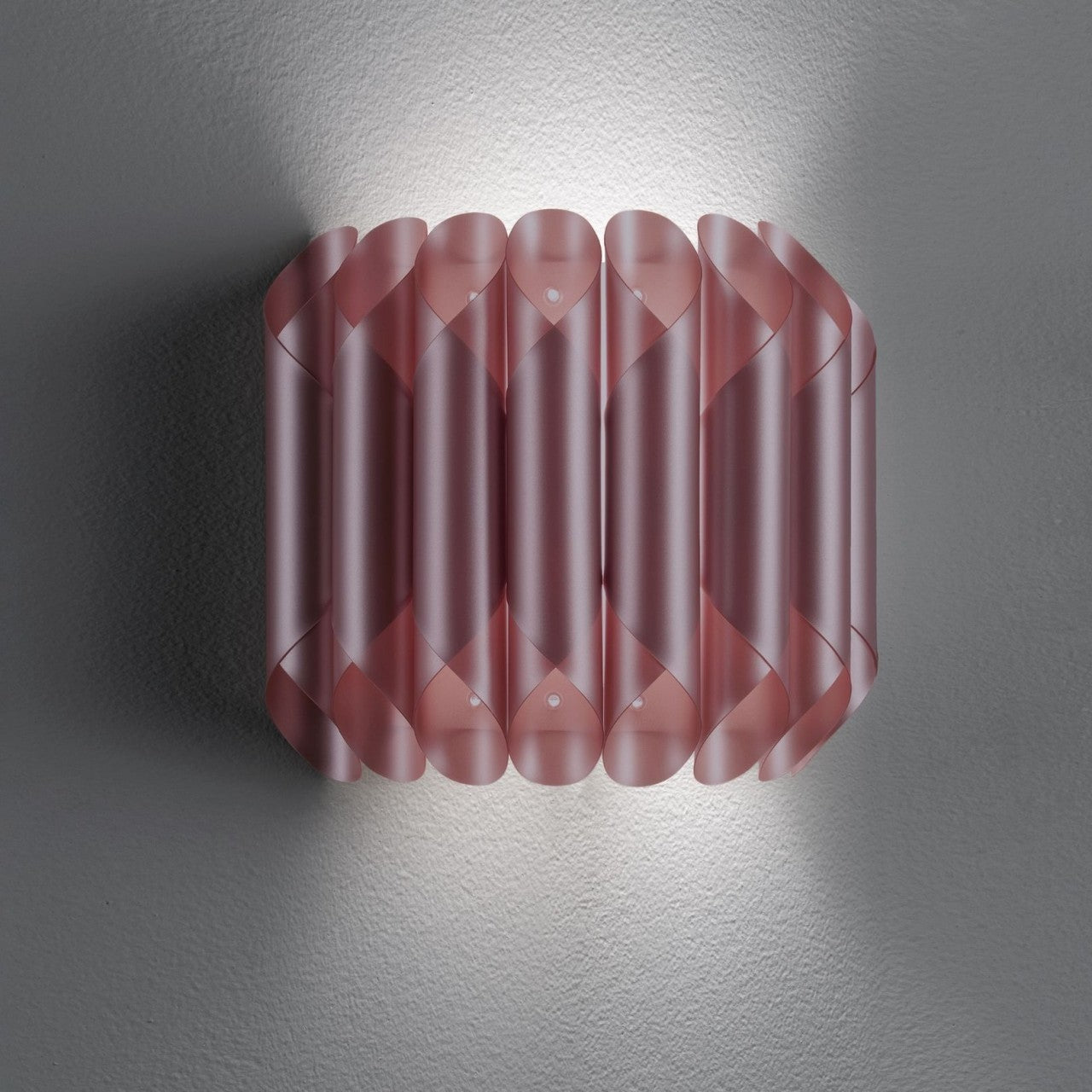 Applique murale en métal rose 32 x 16 x 30h