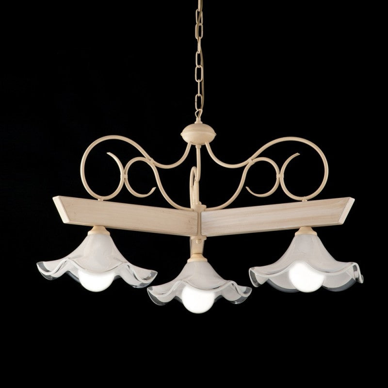 Lustre en bois et fer laqué ivoire à décor décapé, 3 lumières avec plaque de verre