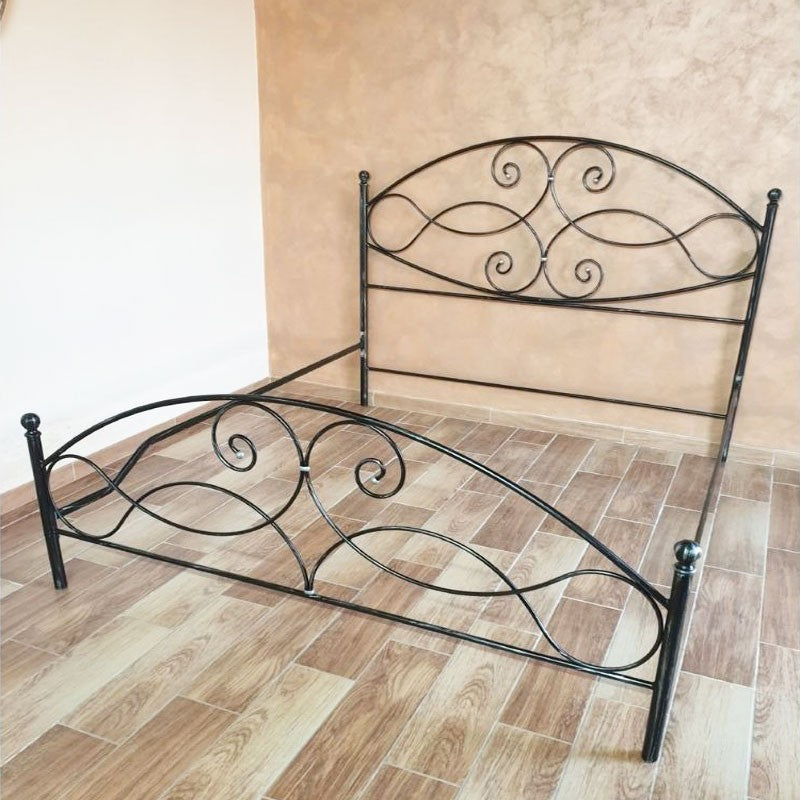 Letto matrimoniale in ferro battuto con pediera Nero Argento NARCISO 170x202x h131,5 cm EFFEZ