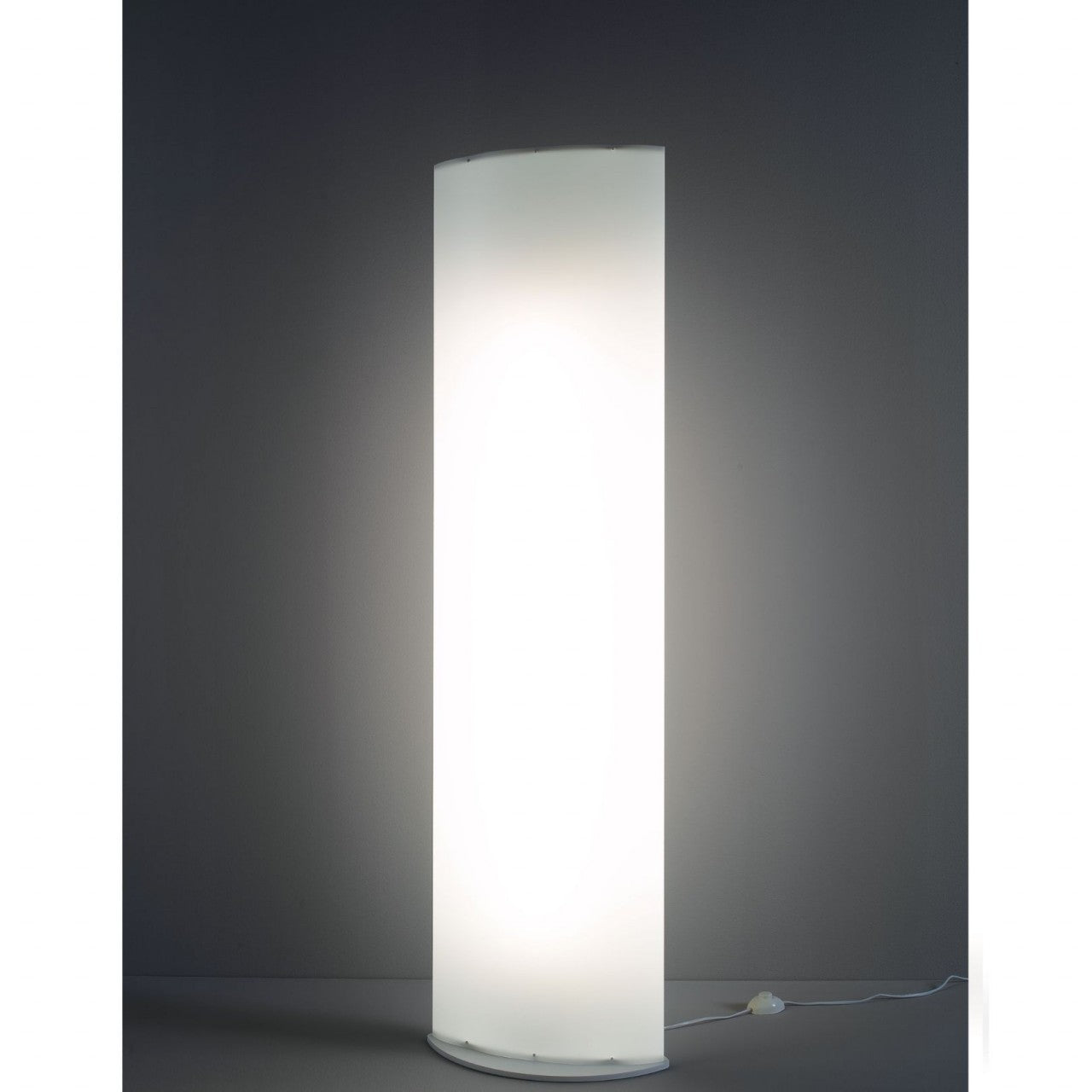Lampadaire LED intégré en plastique blanc cm. 44x26x158h
