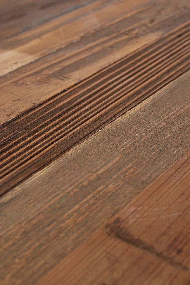 Présentoir industriel avec toit et roues D103X199h cm