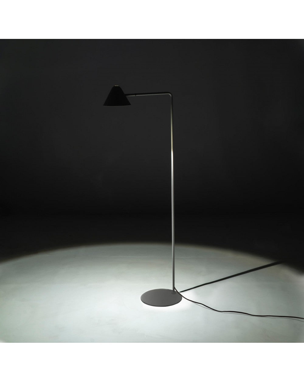 Lampadaire LED Antares en métal noir STS