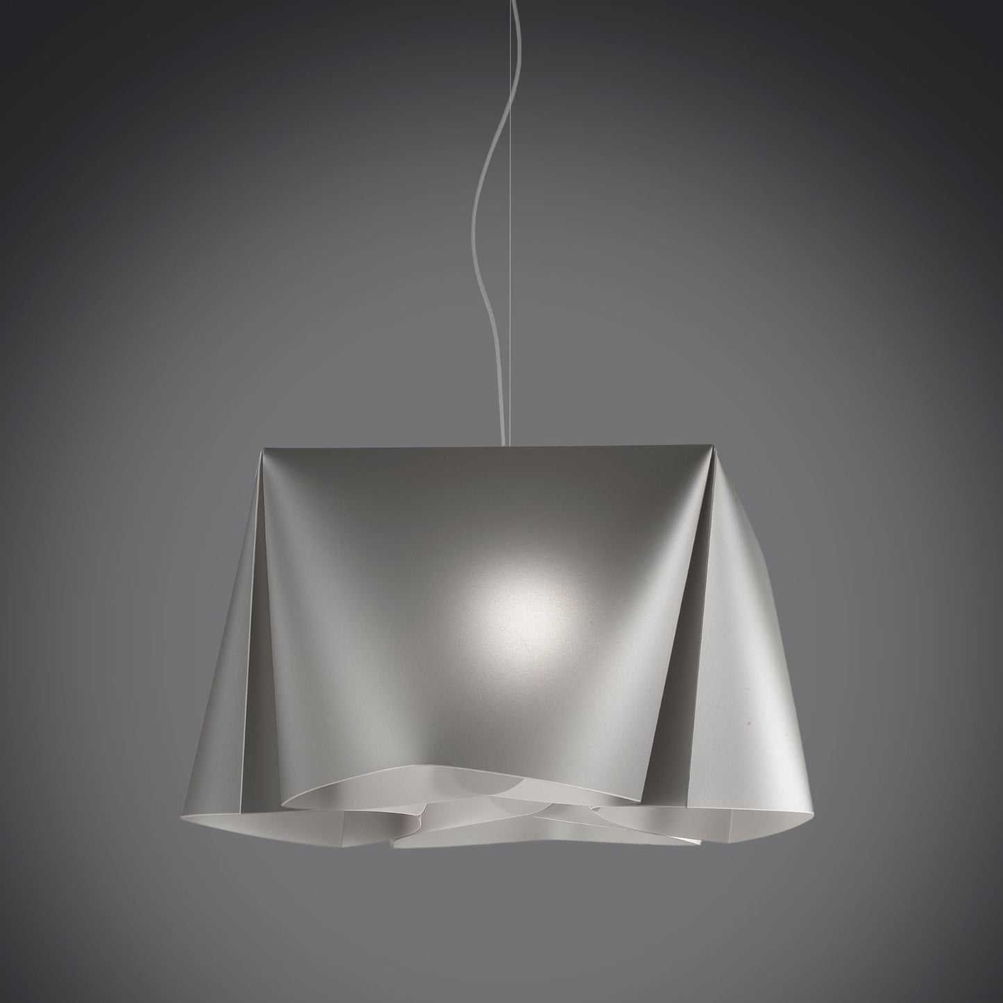 Suspension argentée en métal chromé Cm. 45x21h