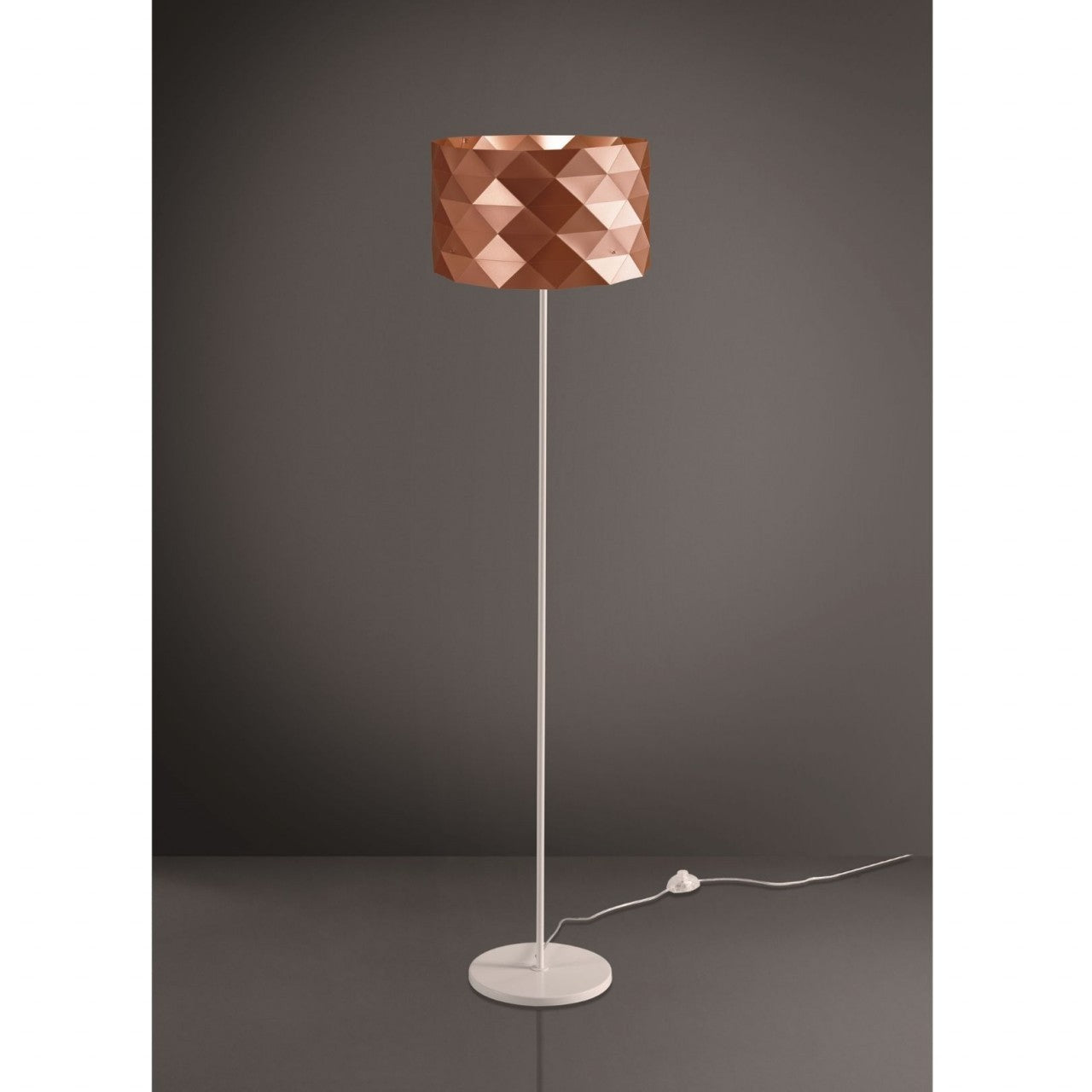 Lampadaire pied et tige en métal cuivré 40 x 153 h