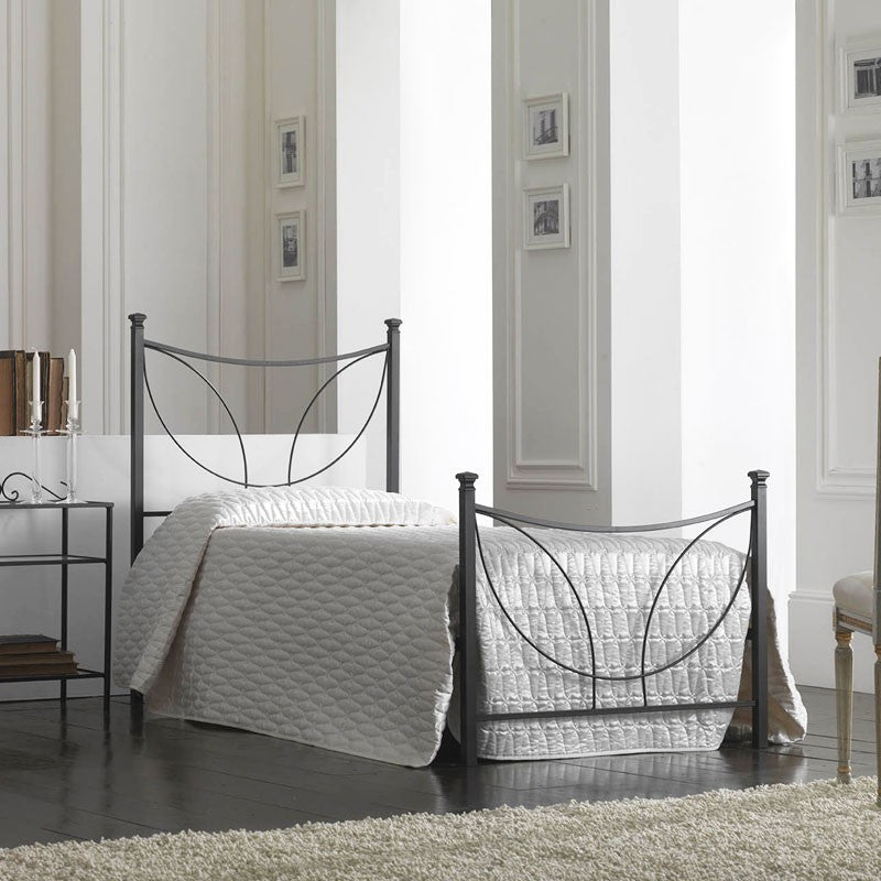 Lit simple en fer avec pied de lit TULIPANO Noir 92x208x h117 cm