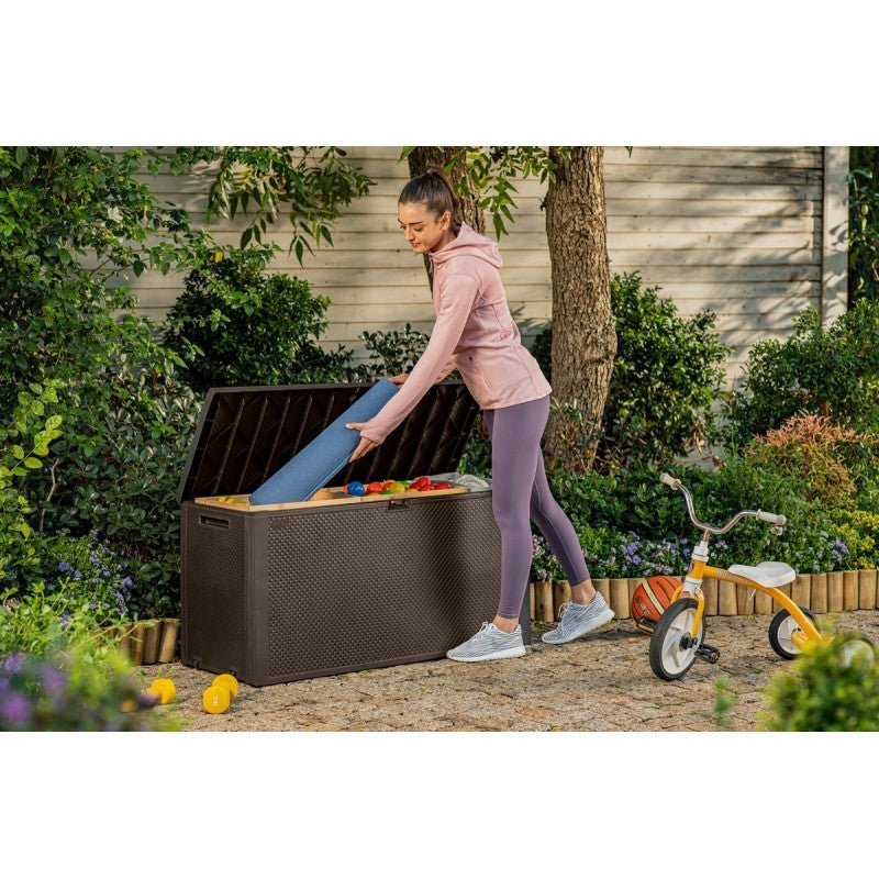 Malle en résine finition tissage maille marron EMILY 118x45xh.57 cm