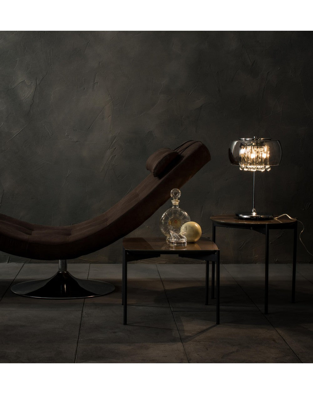 Lampe de table miroir en verre et métal gris chromé STS