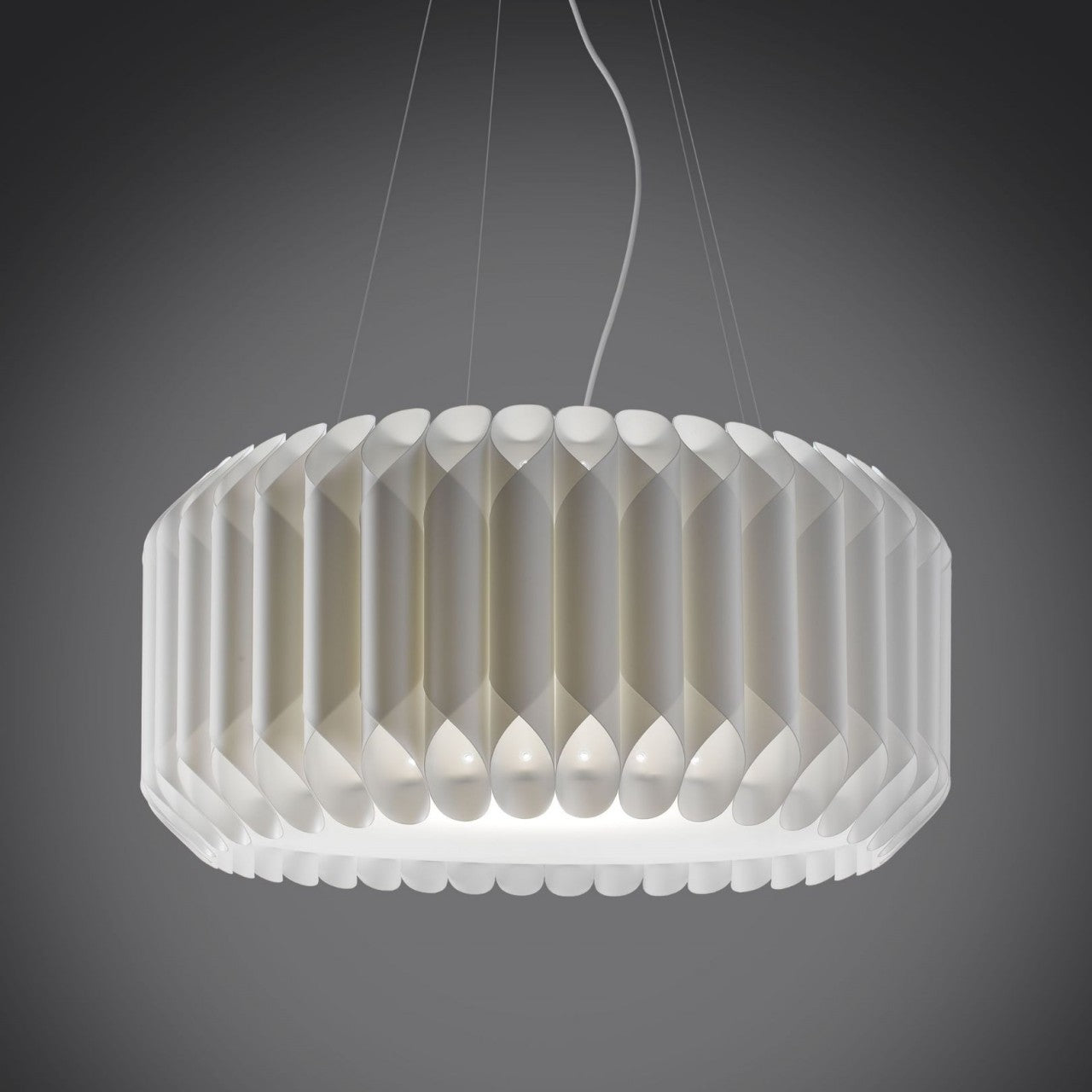 Suspension blanche en métal chromé Cm. 60 x 31h