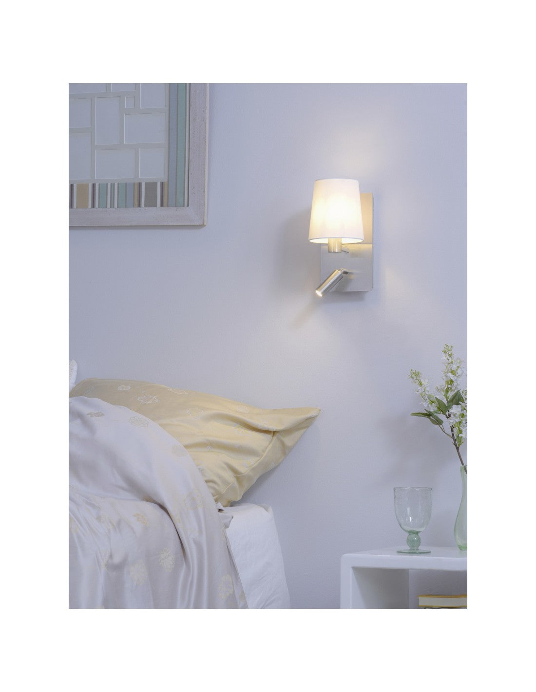 Applique moderne avec abat-jour blanc et spot LED Marriot Nickel Trio Lighting