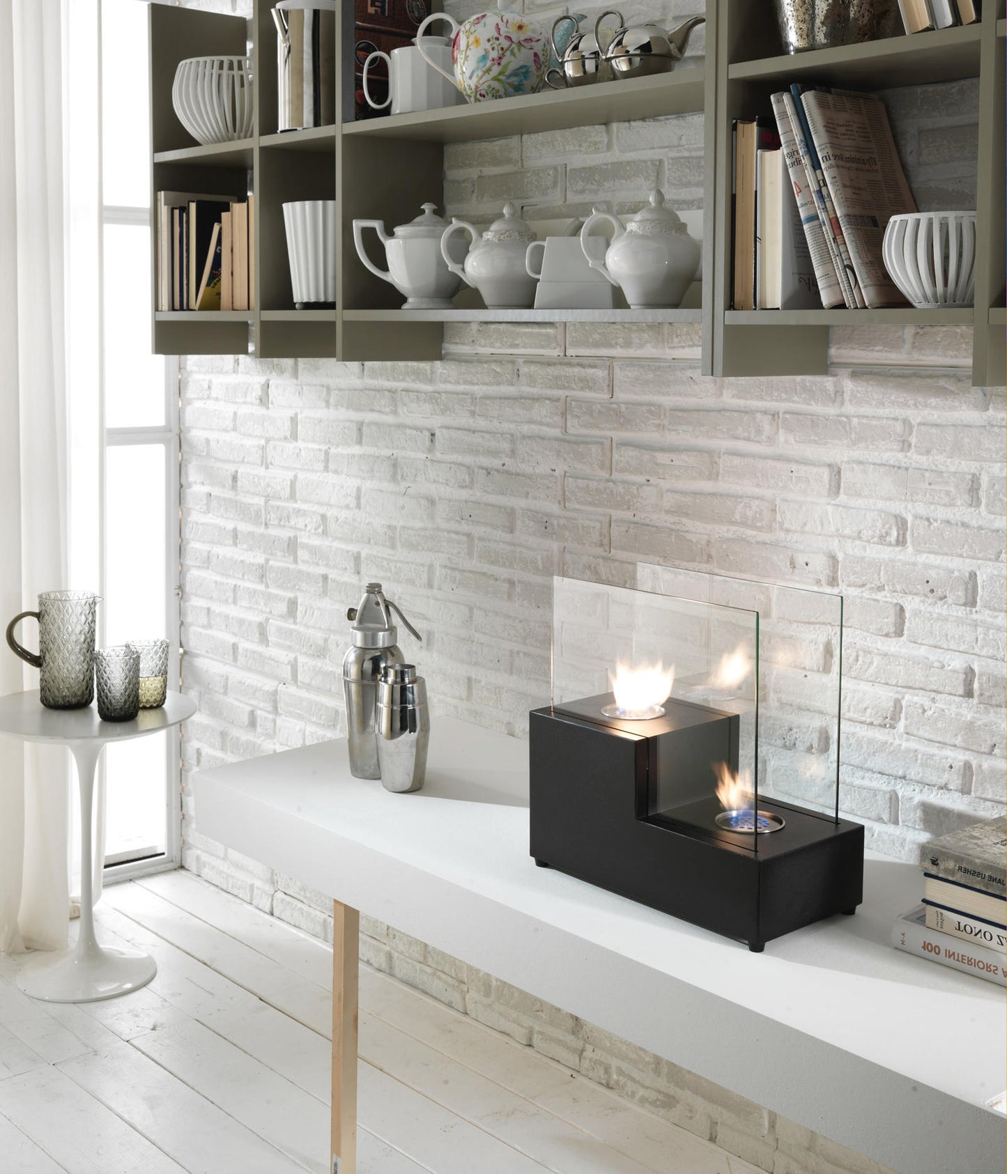 Biocheminée de table en métal noir 20x40x39h cm