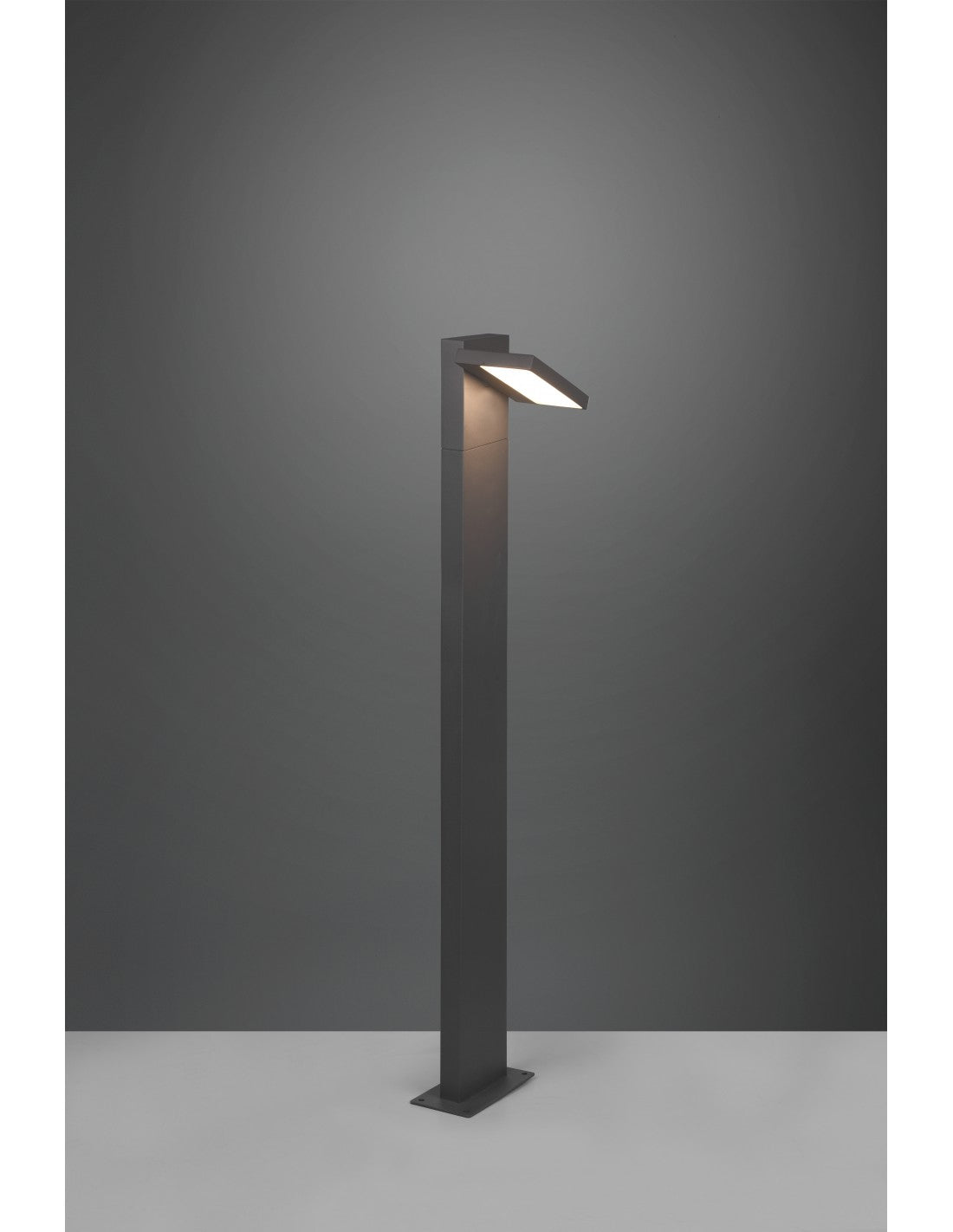 Éclairage extérieur à poteau haut LED en aluminium anthracite IP54 Horton Trio