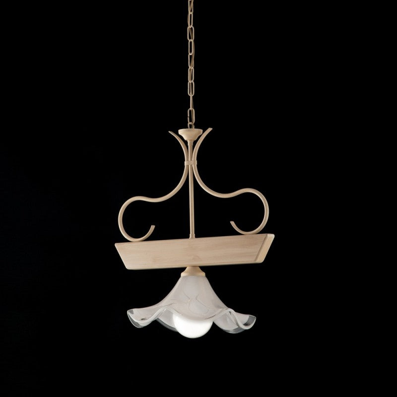 Lustre en bois laqué ivoire et fer à décor décapé, 1 lumière