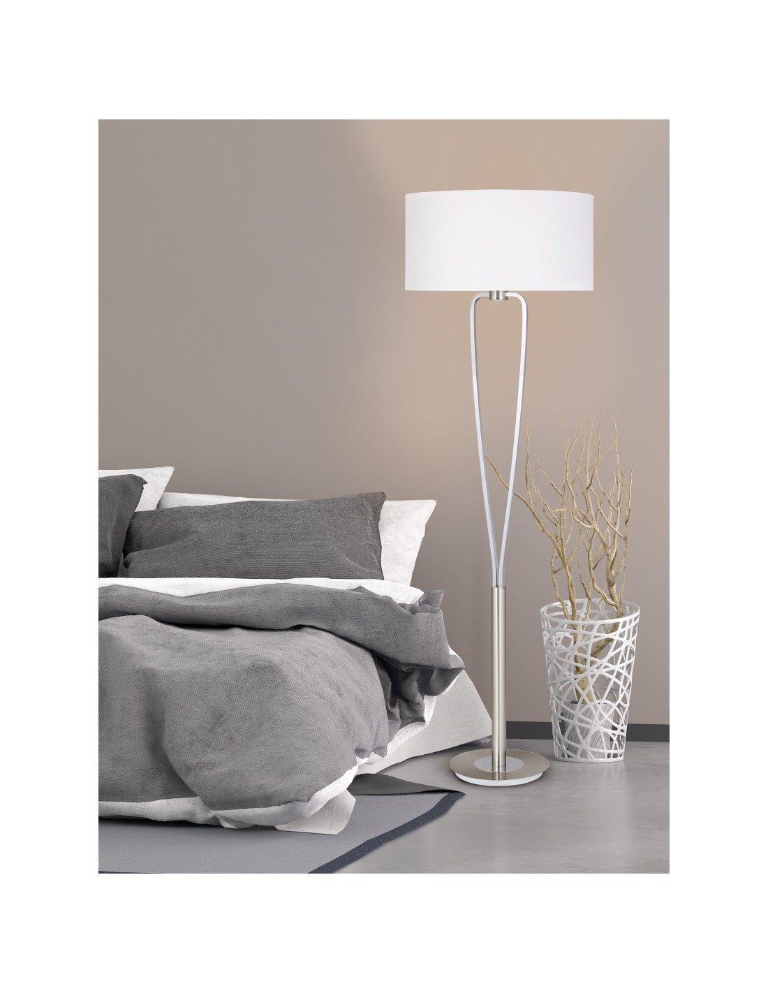 Lampadaire moderne Paris II en nickel avec abat-jour blanc Trio Lighting