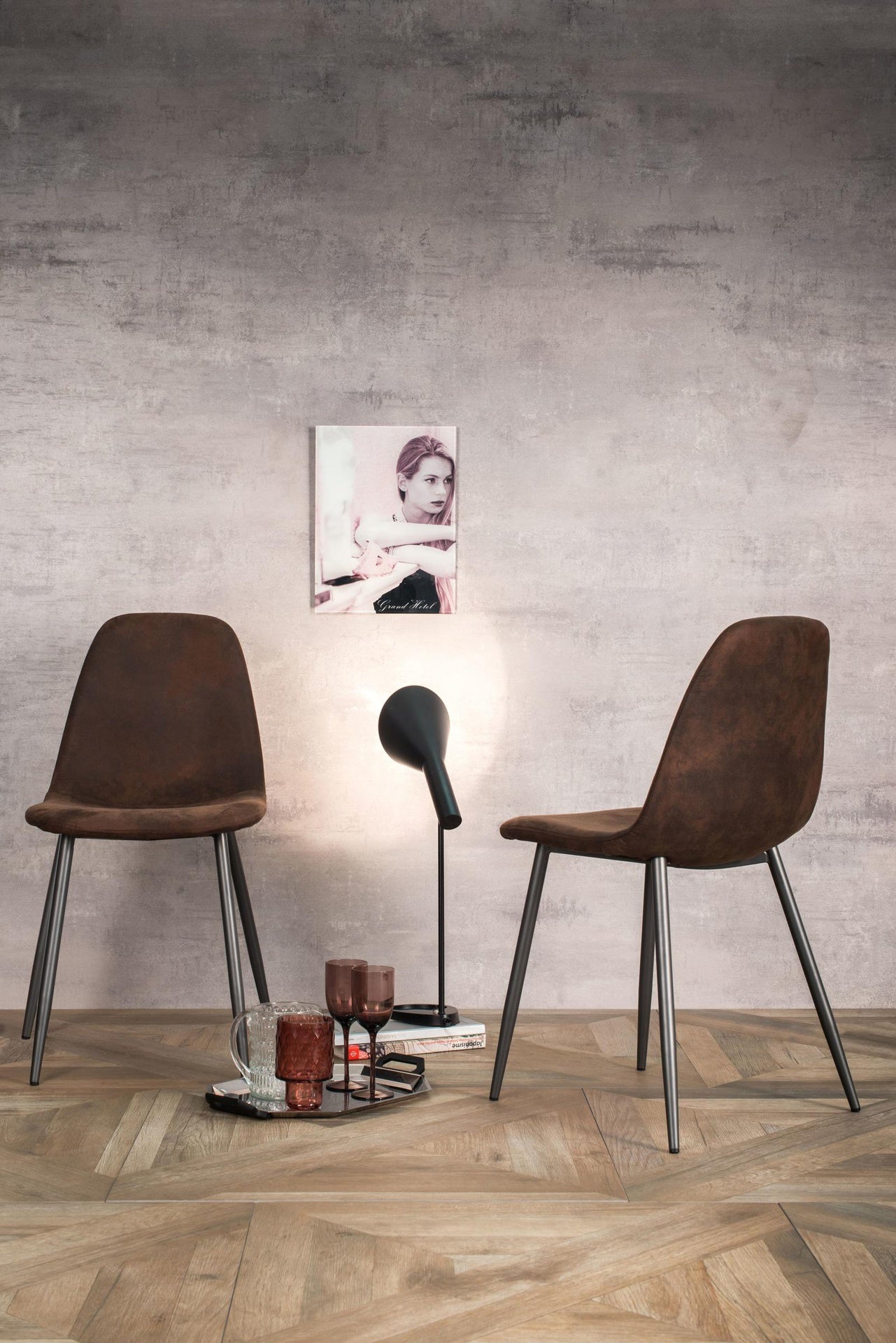 4x Chaise vintage en simili cuir et assise moka 44x50x84h cm