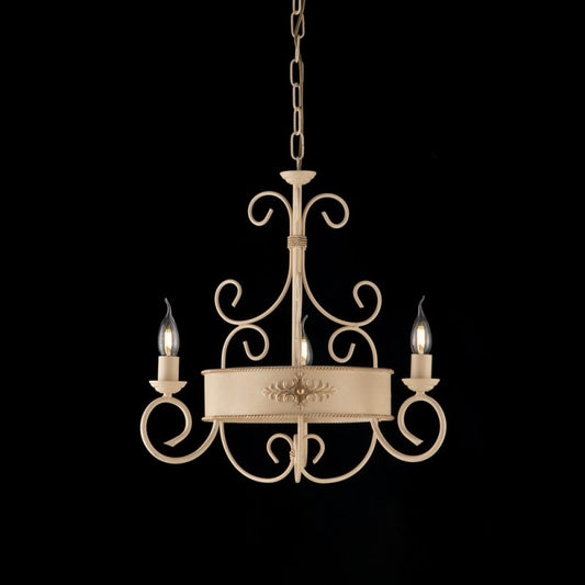 Lustre en fer laqué ivoire à décor décapé, 3 lumières avec frises