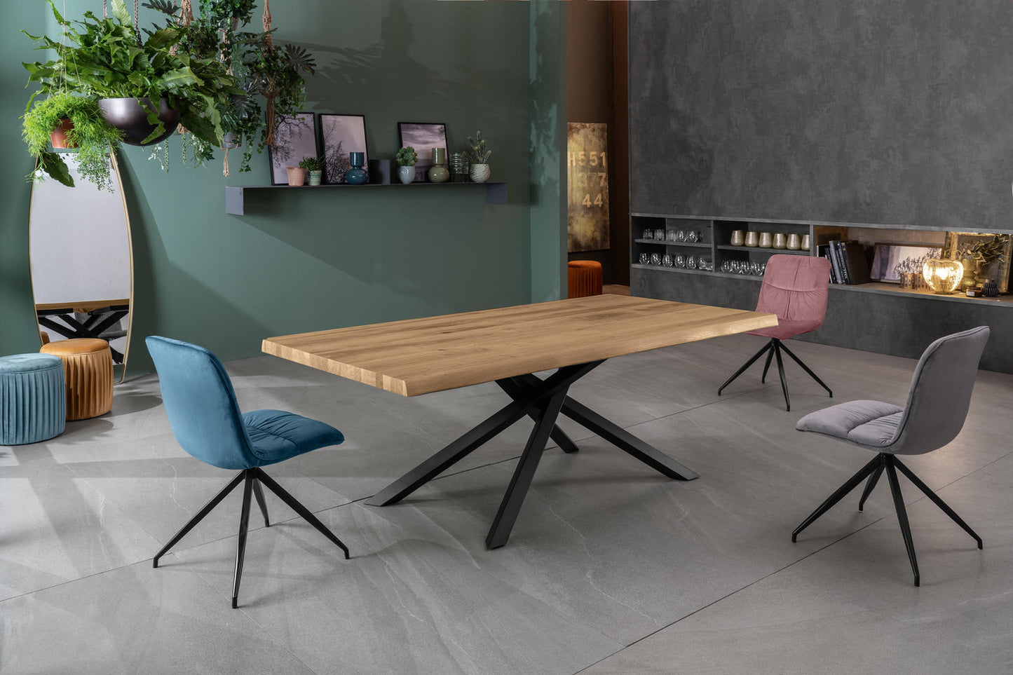Table fixe en placage de chêne et pieds en métal 160x76h cm