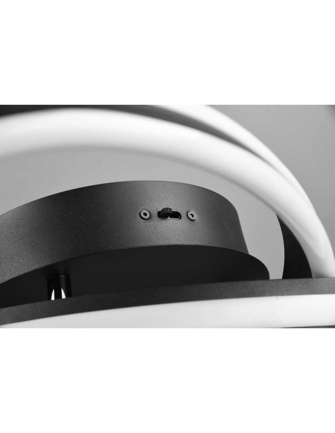 Plafonnier ultramoderne Yara Noir Led Dimmer Trio Lighting