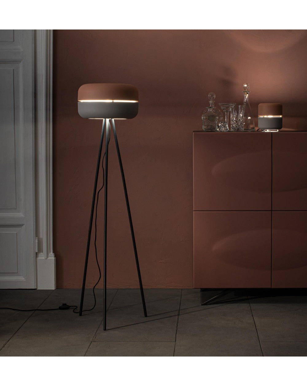 Lampadaire Idra en métal STS rose et gris