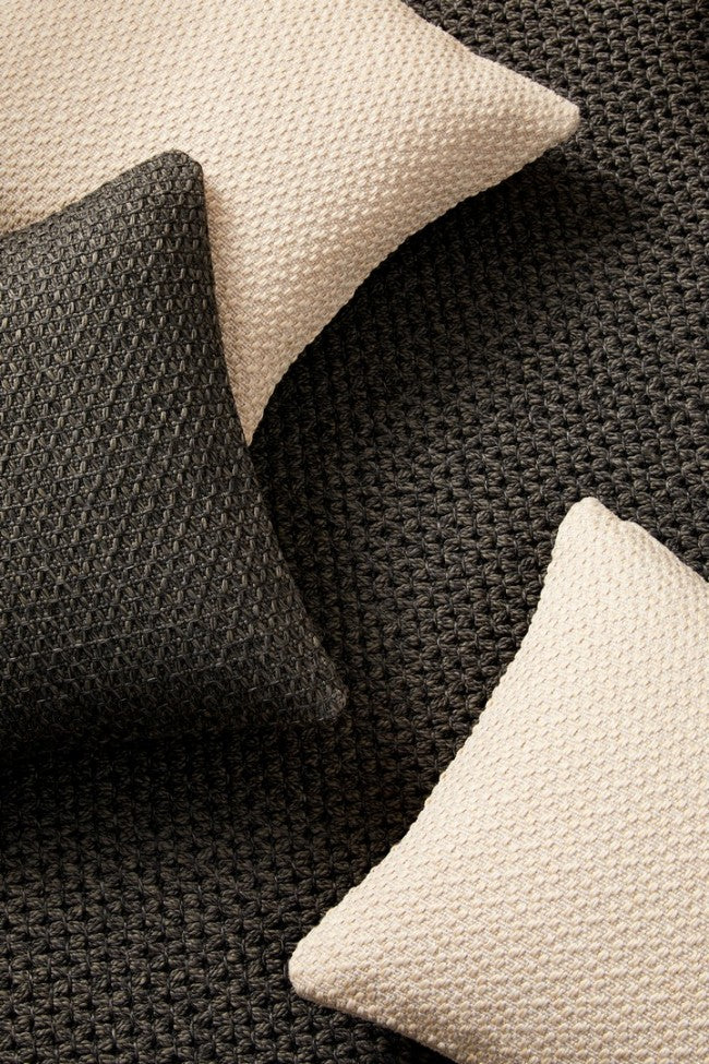 Tapis d'extérieur gris en fibre synthétique fait main 170x240
