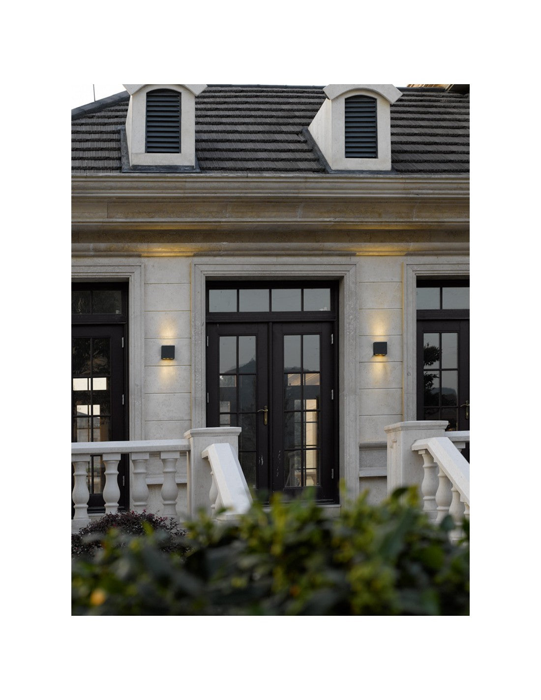 Applique Carrée Thames Led Double Émission IP54 Anthracite 14x14 cm Trio Lighting