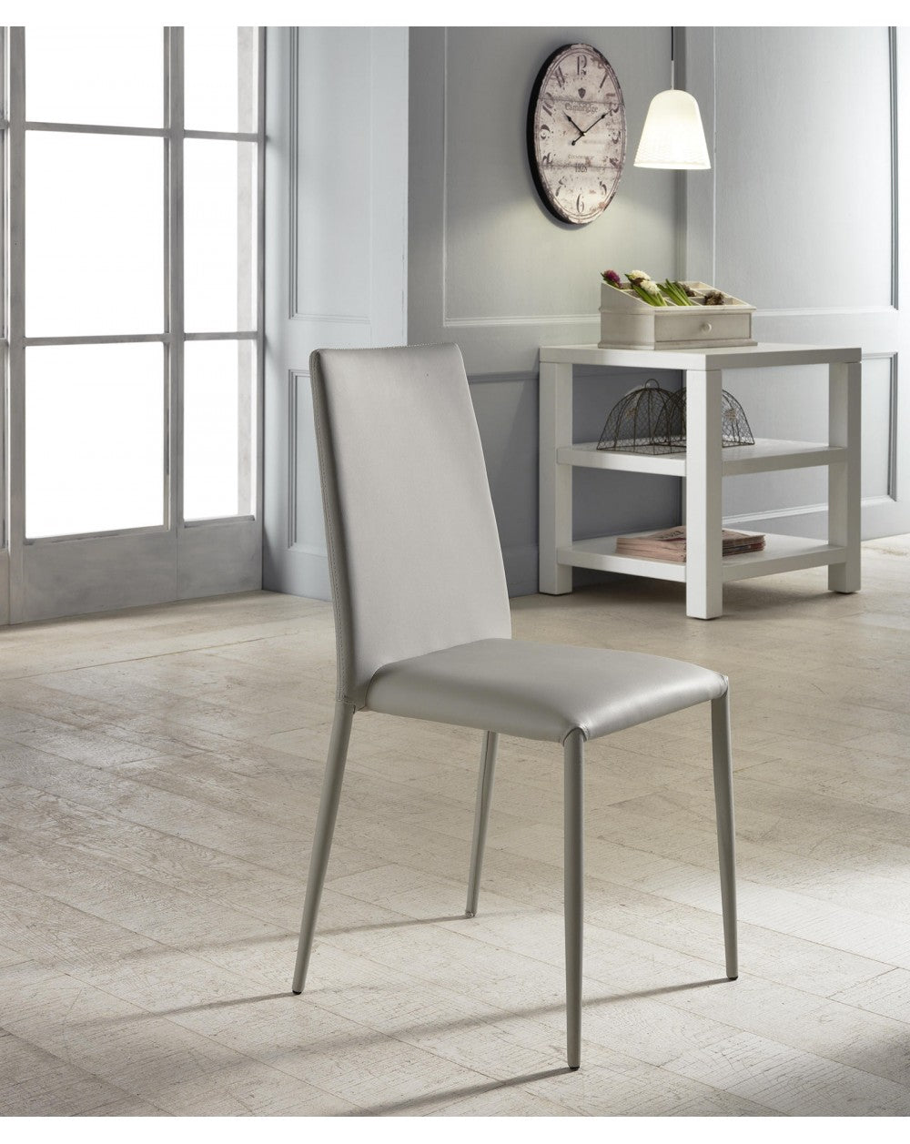 4x Chaise Cleo STS simili cuir gris clair et métal