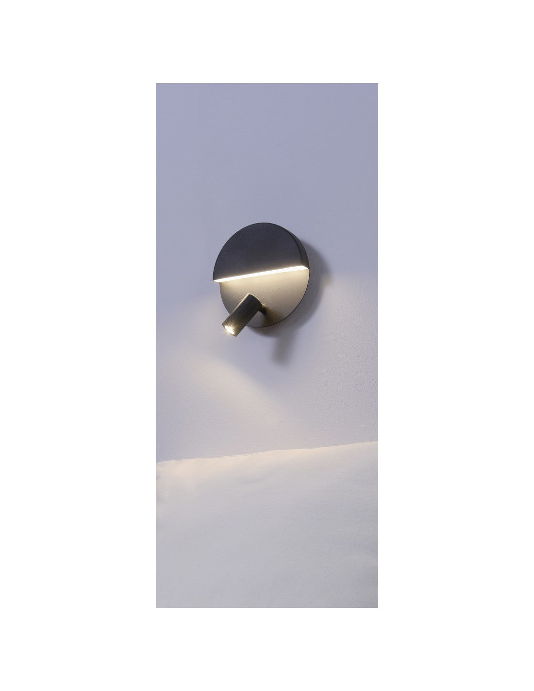 Applique moderne à double émission Mario noire avec trio d'éclairage spot orientable