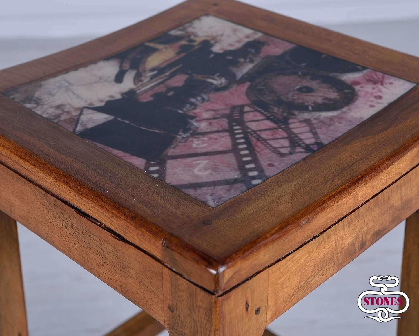 Tabouret en bois multicolore 35x35x75h cm