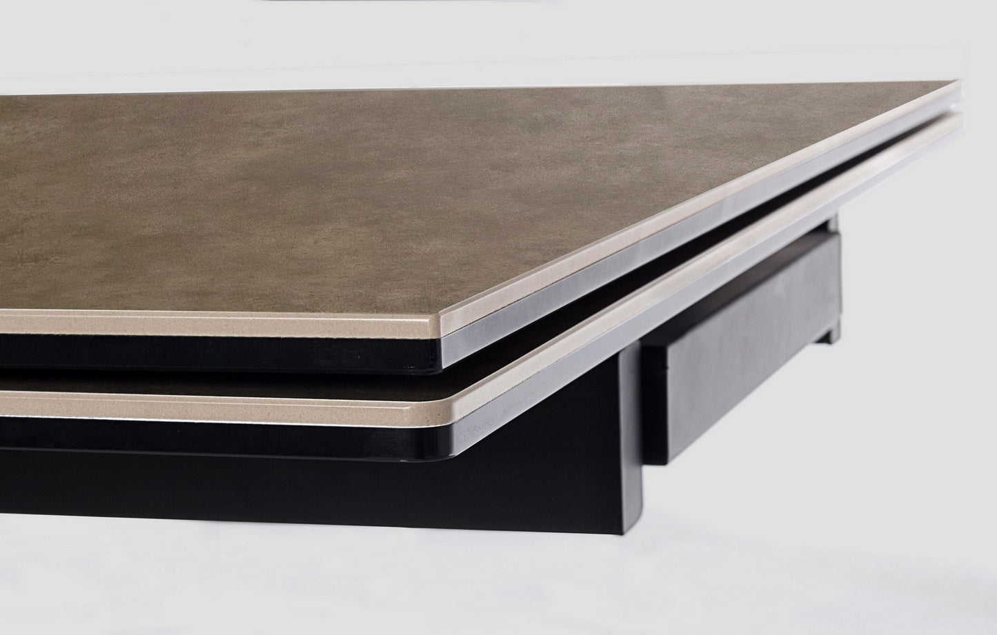 Table extensible en acier céramique Arzachel 160-240 x 90 cm