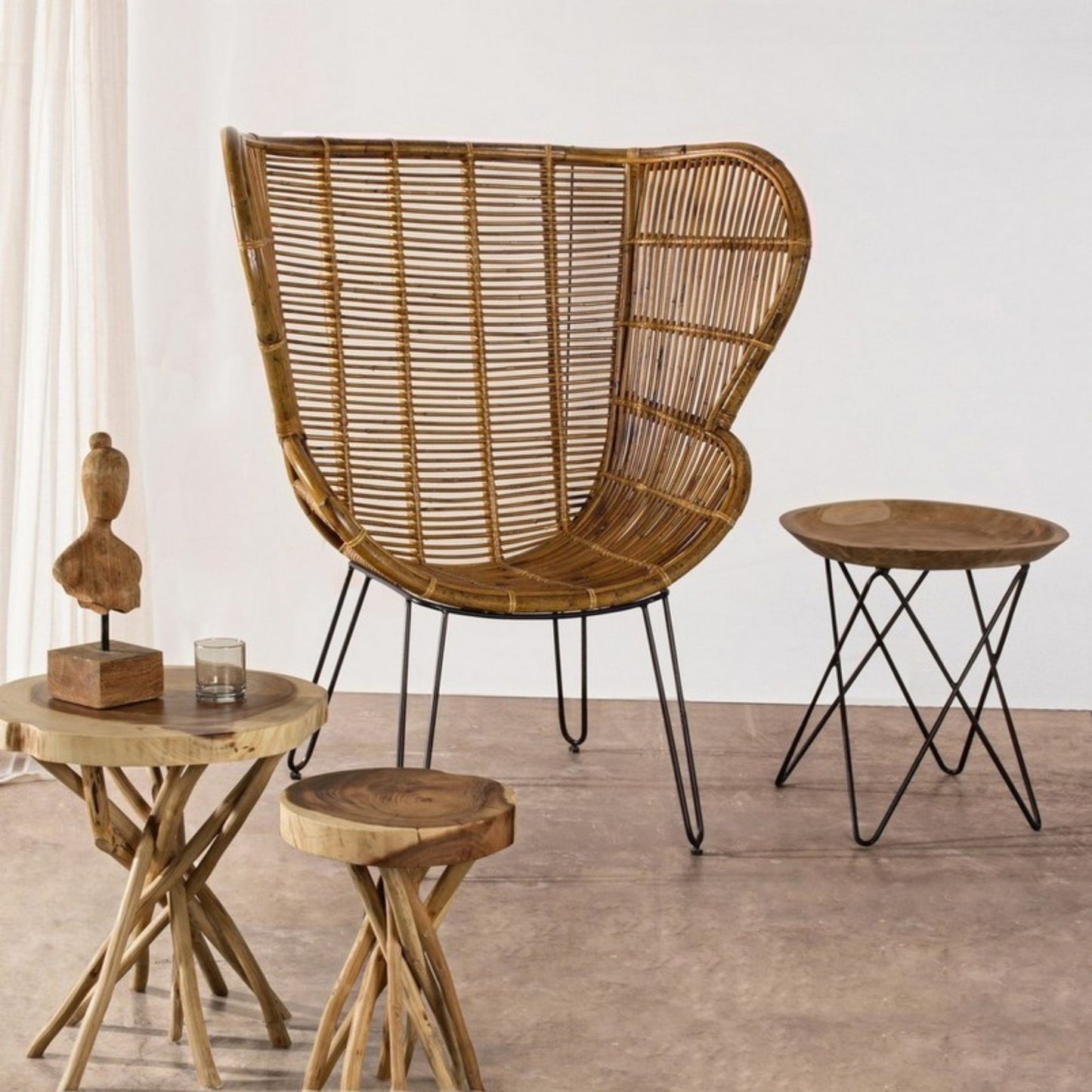 Table basse en bois cm. 56x56