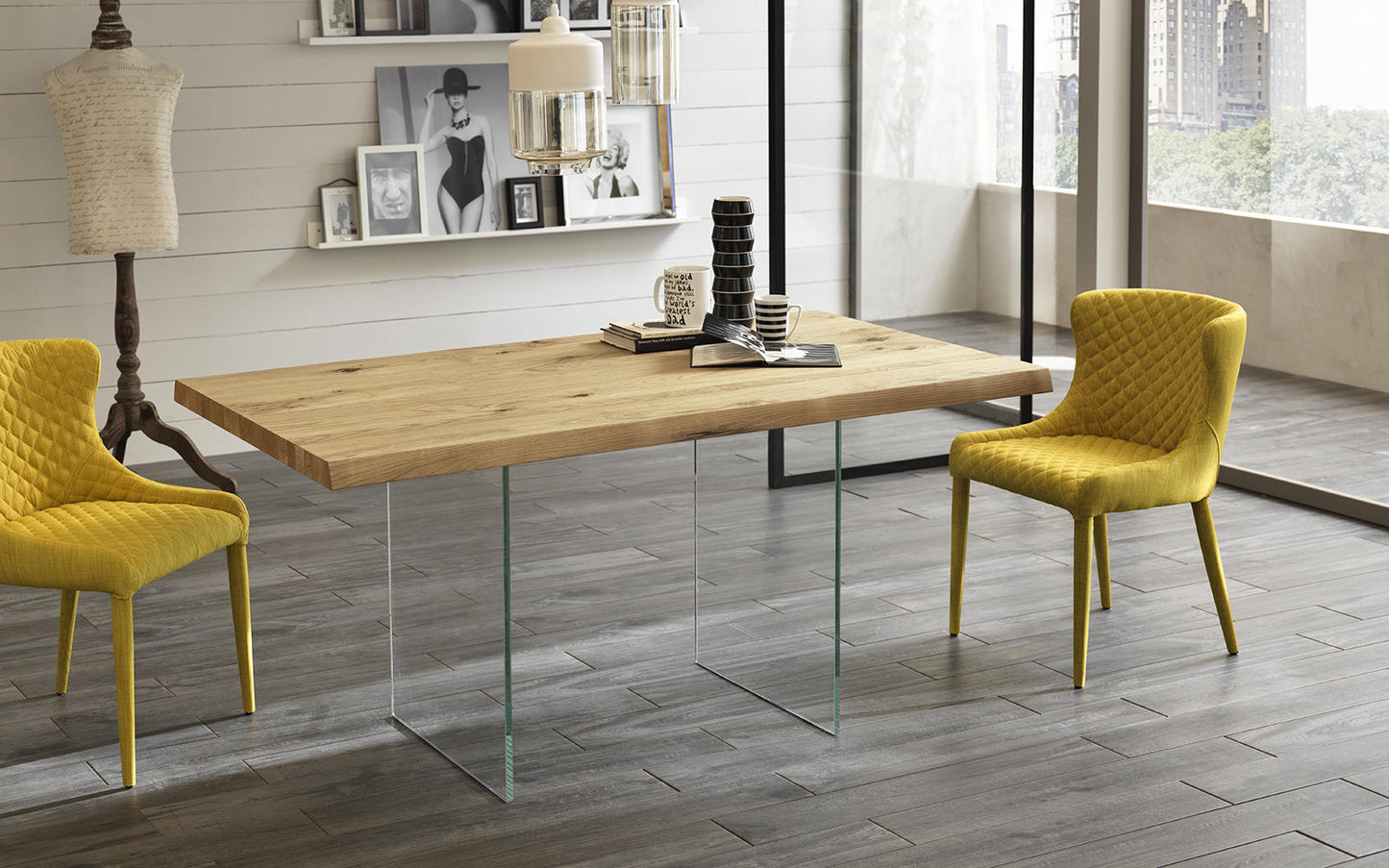 Table en placage de chêne et pieds en verre trempé 160x76h cm