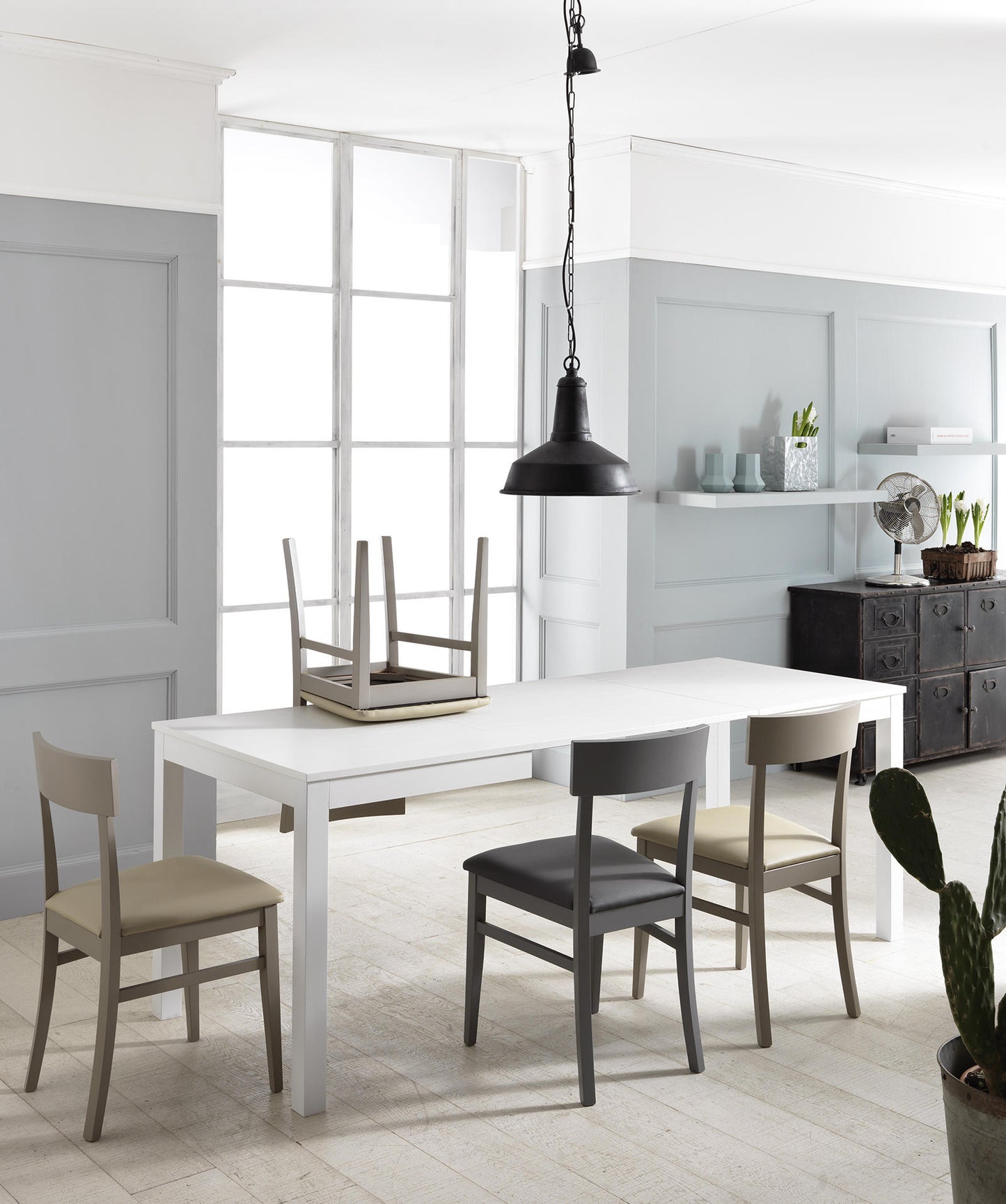 Table extensible en mélamine blanc 130/210x80x76h cm