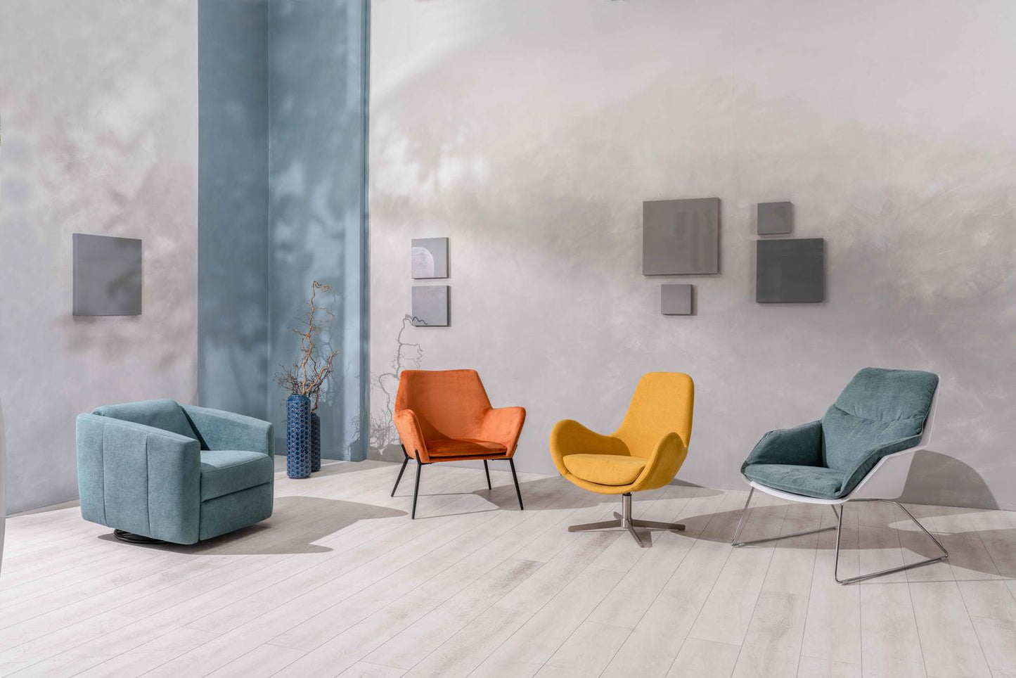 Fauteuil pivotant jaune 64 cm x 72 cm H. 42 cm