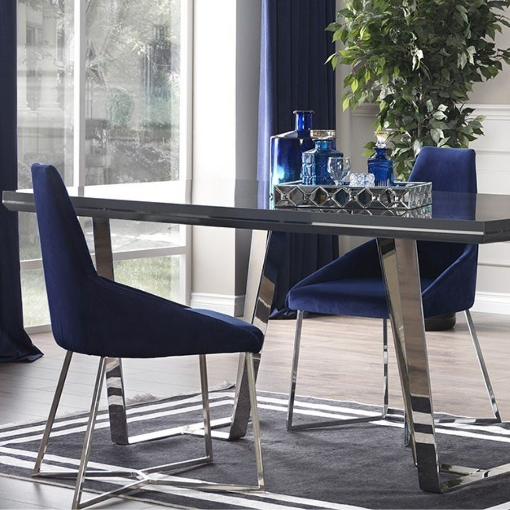 Chaise Enzio en tissu bleu parlement